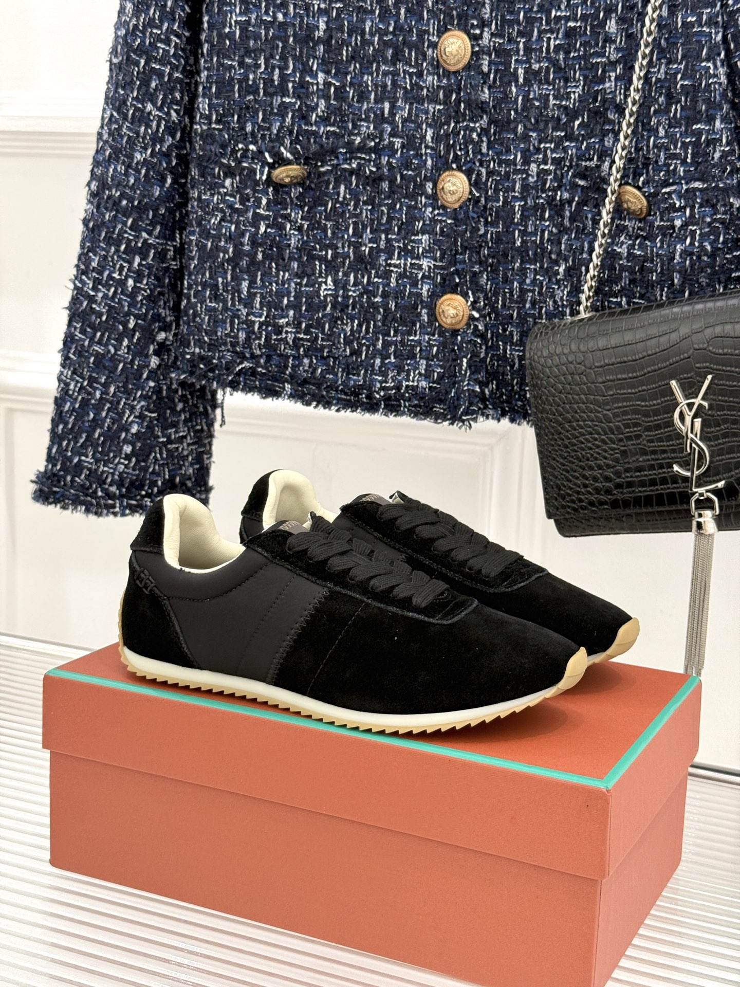 男码＋10Loro Piana/LPWF新品复古休闲运动鞋诺悠翩雅26WF新作复古跑鞋演绎意式格调麂皮拼