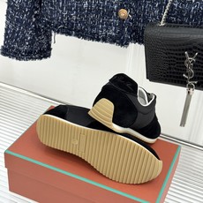 男码+10Loro Piana/LPWF新品复古休闲运动鞋诺悠翩雅26WF新作复古跑鞋演绎意式格调麂皮拼 男码+10Loro Piana/LPWF新品复古休闲运动鞋诺悠翩雅26WF新作复古跑鞋演绎意式格调麂皮拼