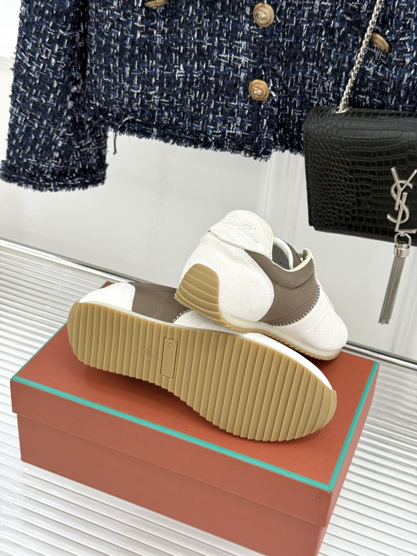 男码＋10Loro Piana/LPWF新品复古休闲运动鞋诺悠翩雅26WF新作复古跑鞋演绎意式格调麂皮拼