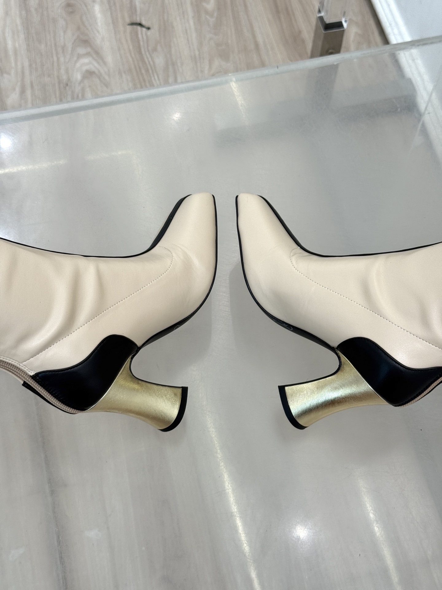 CHANE*｜小香26A秋冬新品 双C拼接方头金属跟高跟长靴 秋冬鞋柜必有它位置 时髦精闭眼入不亏 解锁秋冬穿搭万能密码