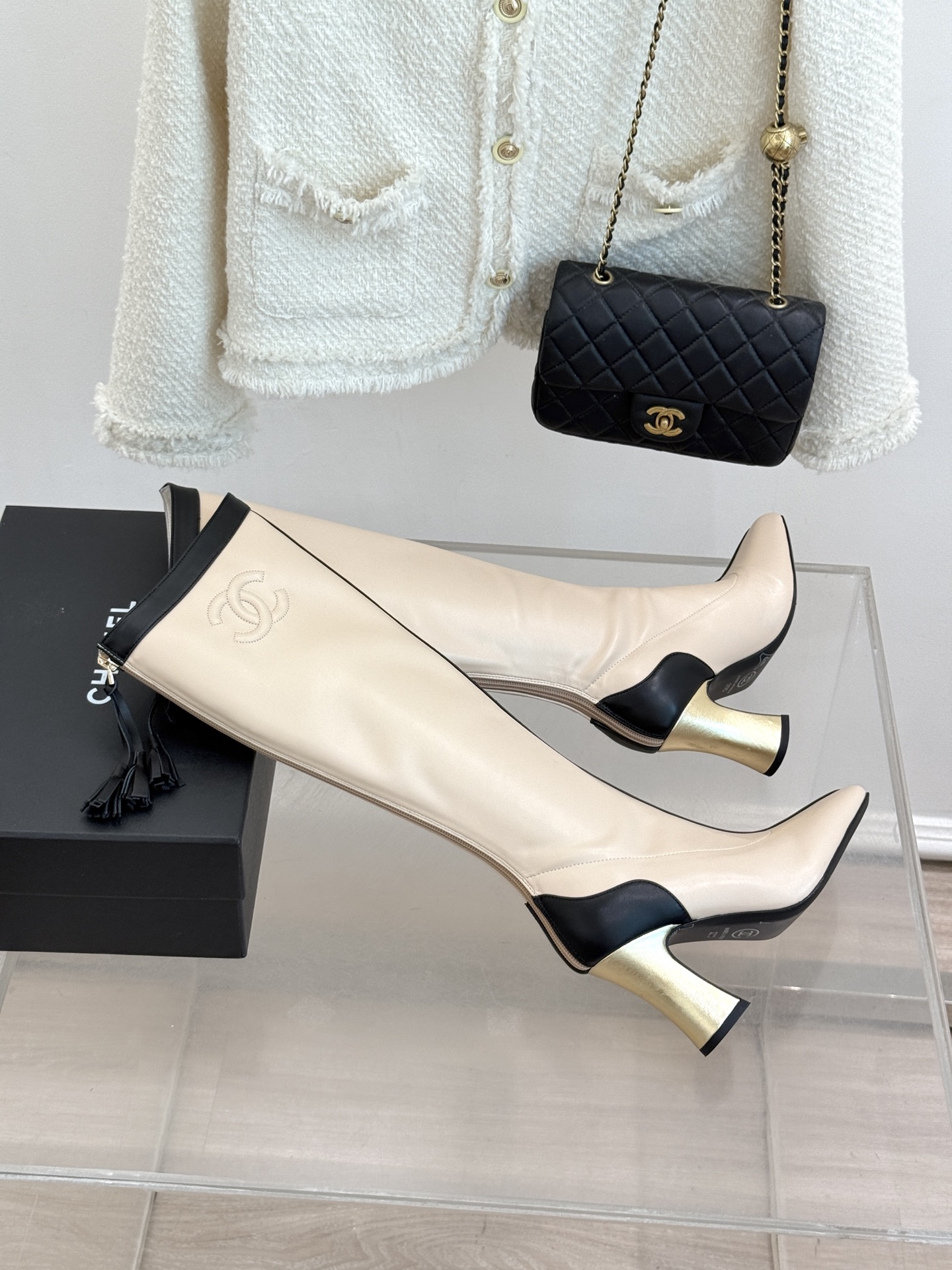 CHANE*｜小香26A秋冬新品 双C拼接方头金属跟高跟长靴 秋冬鞋柜必有它位置 时髦精闭眼入不亏 解锁秋冬穿搭万能密码