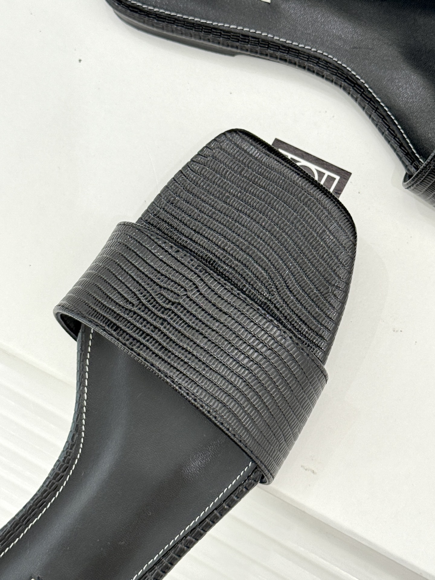Designer Slides