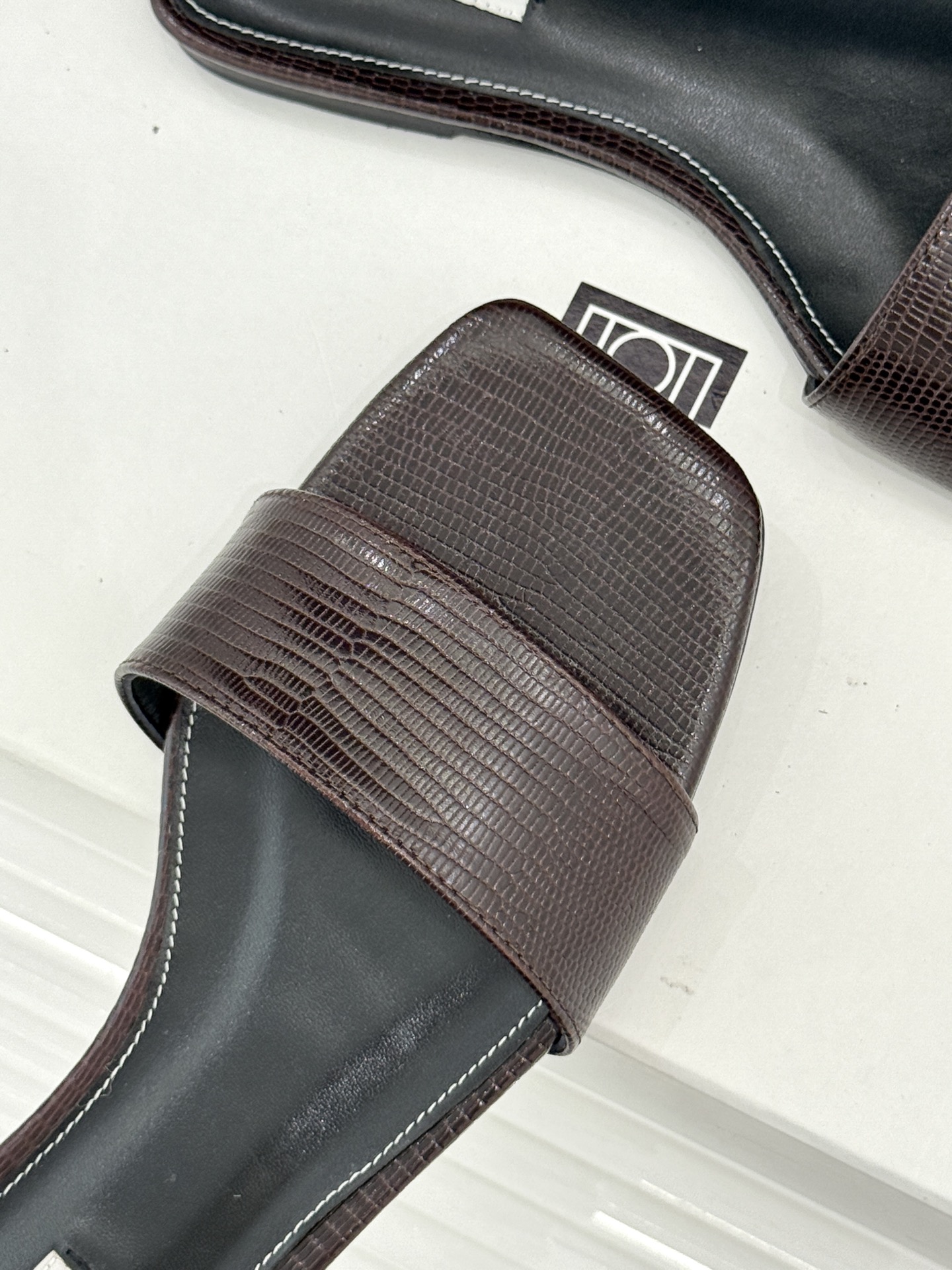 Designer Slides