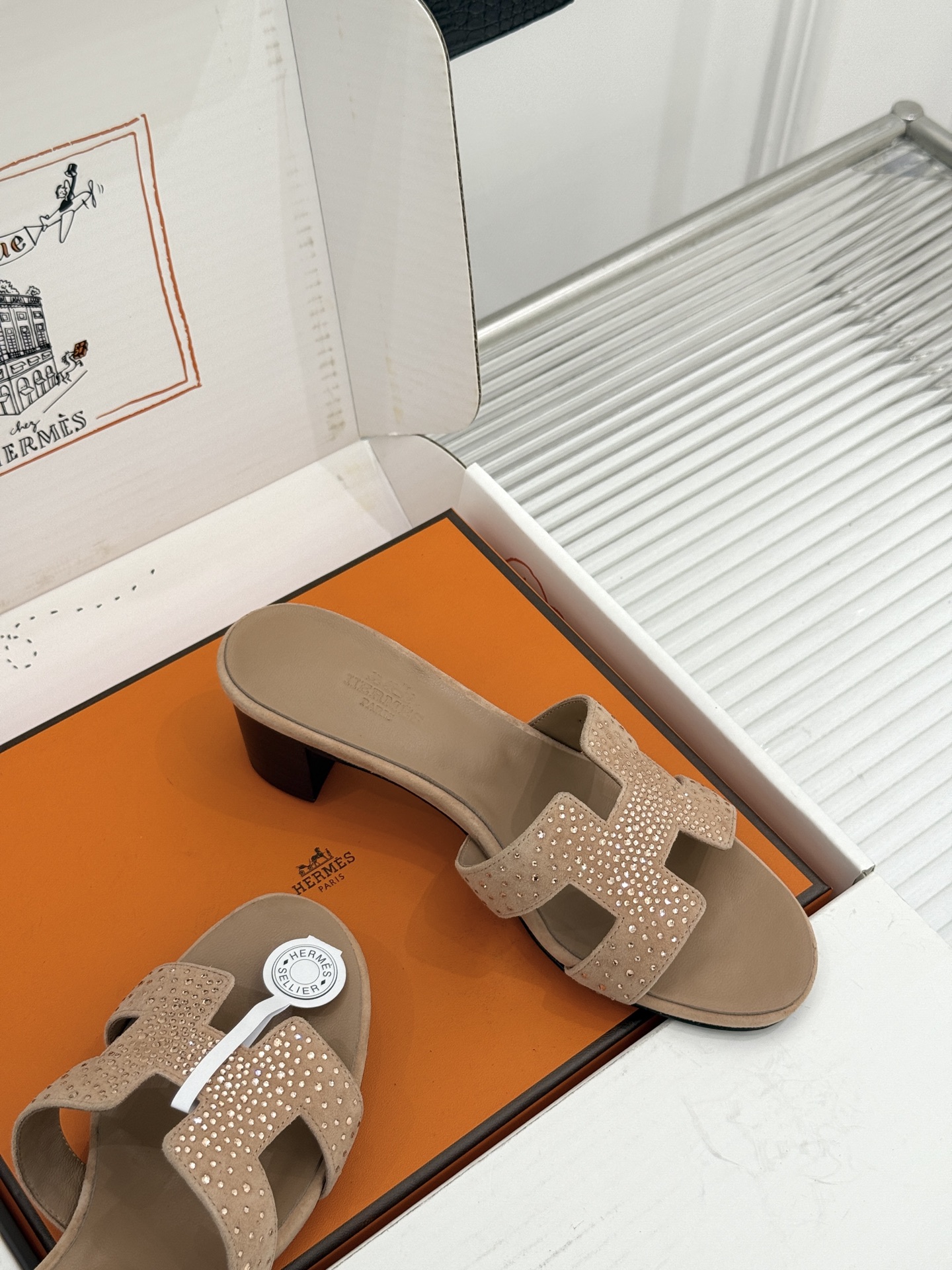 Hermes Slides