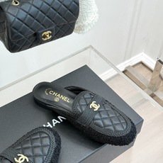 CHANE*|小香26B新品双C 菱格懒人半拖穆勒鞋乐福鞋 经典双C标识精致点睛 一脚蹬懒人超省心 平跟步履轻盈毫无负担 CHANE*|小香26B新品双C 菱格懒人半拖穆勒鞋乐福鞋 经典双C标识精致点睛 一脚蹬懒人超省心 平跟步履轻盈毫无负担