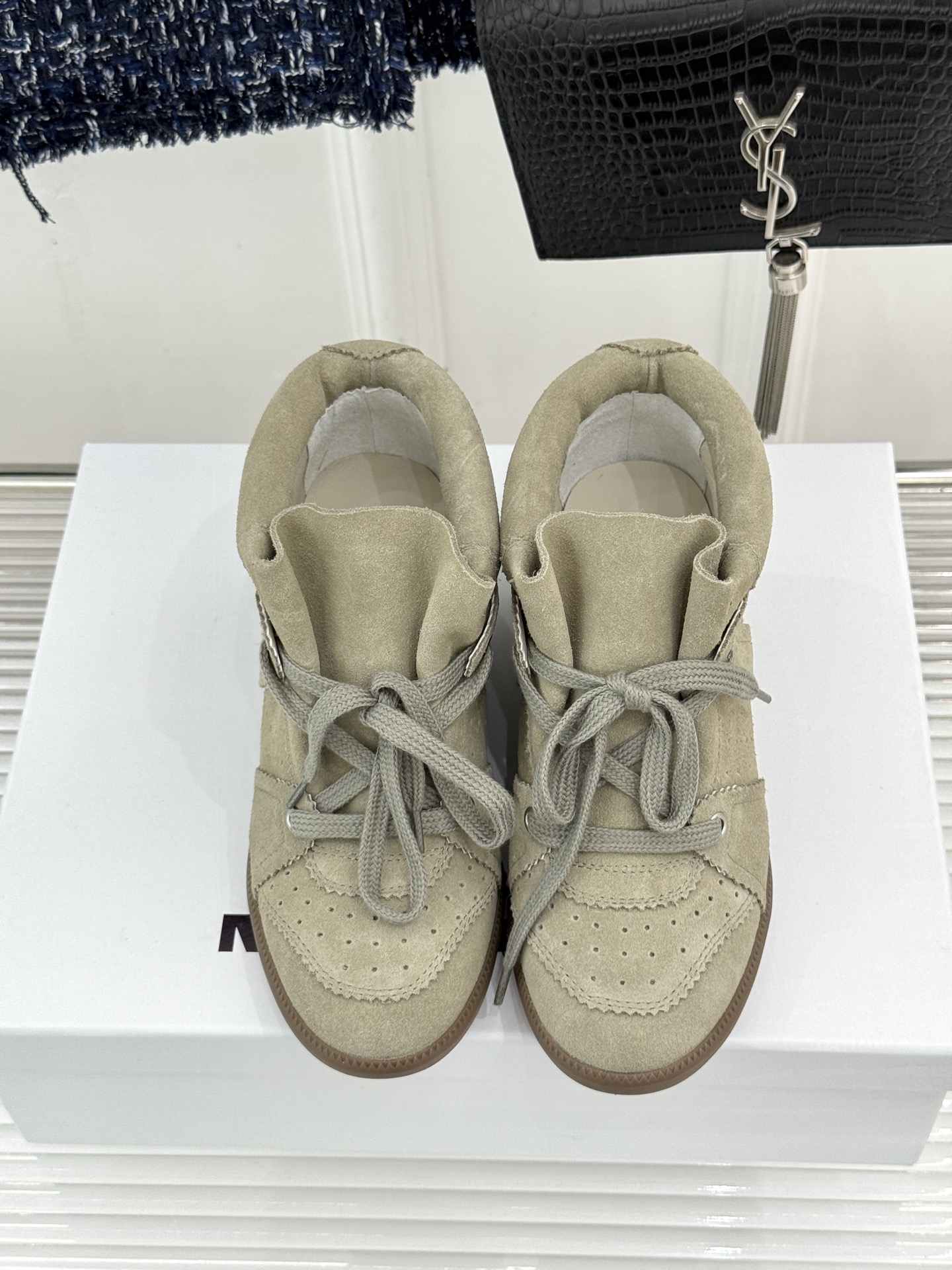 ISABEL MARANT/伊莎贝尔26WF新品 复古内增高高帮运动休闲马丁靴短靴 秋冬鞋柜宝藏短靴 上脚解锁三七分比例 ISABEL MARANT/伊莎贝尔26WF新品 复古内增高高帮运动休闲马丁靴短靴 秋冬鞋柜宝藏短靴 上脚解锁三七分比例