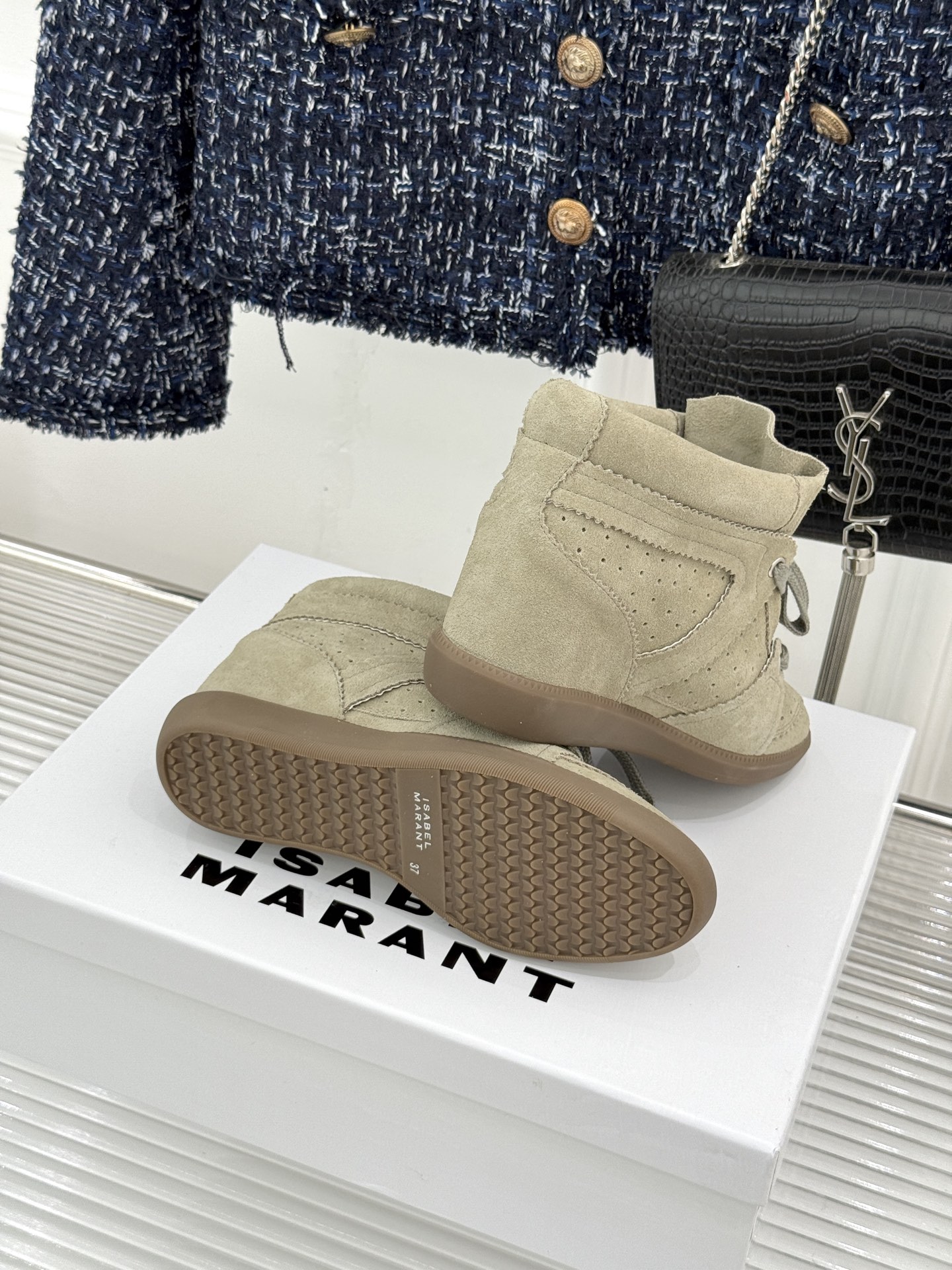 ISABEL MARANT/伊莎贝尔26WF新品 复古内增高高帮运动休闲马丁靴短靴 秋冬鞋柜宝藏短靴 上脚解锁三七分比例 ISABEL MARANT/伊莎贝尔26WF新品 复古内增高高帮运动休闲马丁靴短靴 秋冬鞋柜宝藏短靴 上脚解锁三七分比例