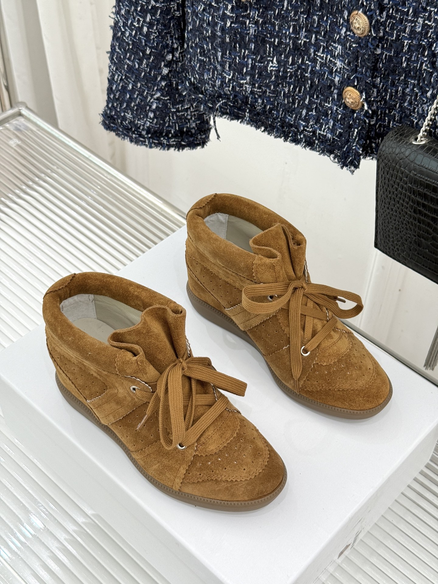 ISABEL MARANT/伊莎贝尔26WF新品 复古内增高高帮运动休闲马丁靴短靴 秋冬鞋柜宝藏短靴 上脚解锁三七分比例