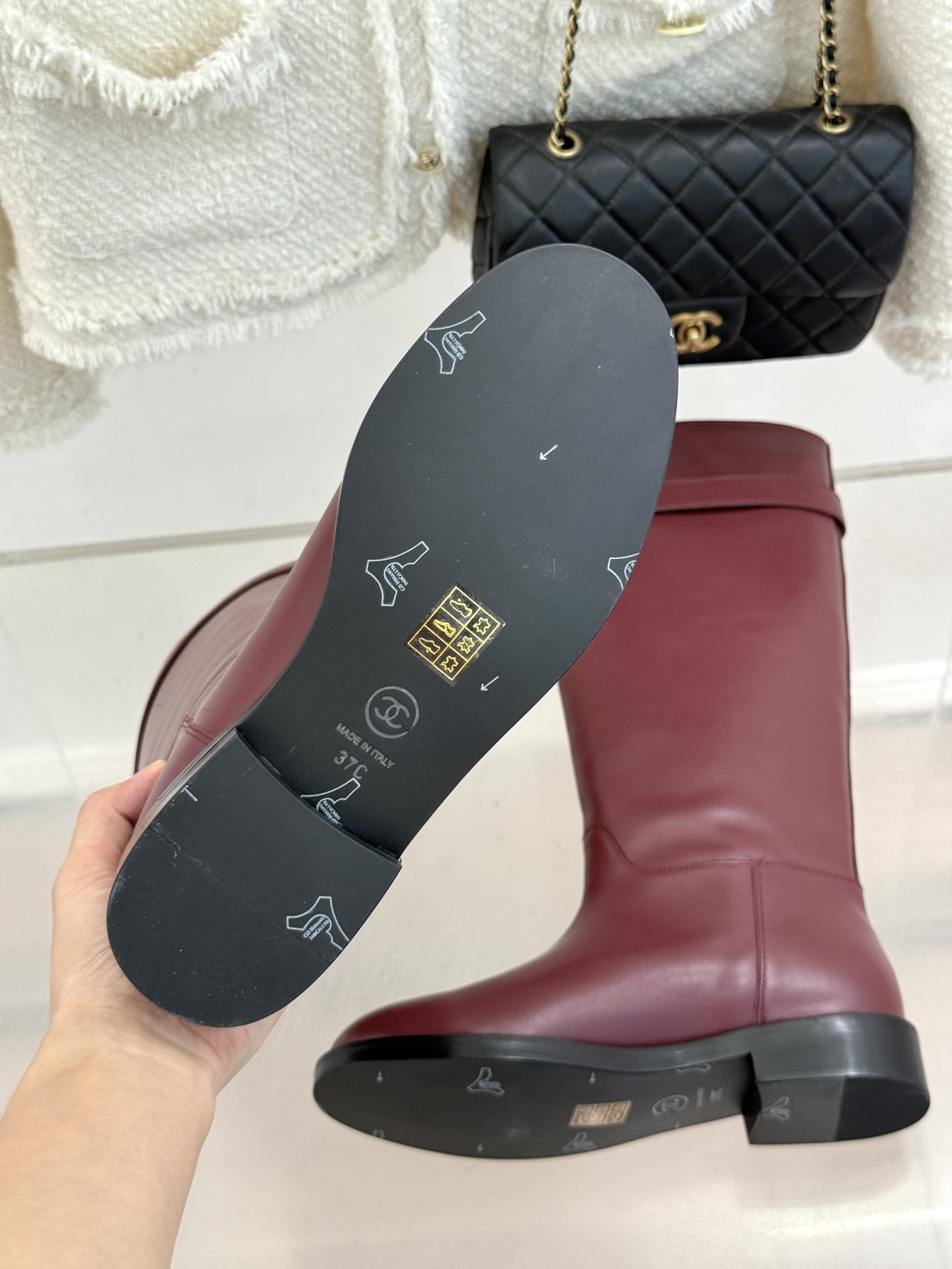 CHANE*｜小香26B新品双C 金属皮带扣骑士靴短靴 双C金属皮带扣点睛 牛皮靴身细腻有光泽 上脚秒变直腿精 酷飒糅合