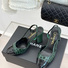 CHANE*|小香经典拼色 鳄鱼纹后空凉鞋 珍稀肌理复刻奢级质感 撞色拼接勾勒复古层次美学 后空剪裁透气衬脚纤细 圆头修 CHANE*|小香经典拼色 鳄鱼纹后空凉鞋 珍稀肌理复刻奢级质感 撞色拼接勾勒复古层次美学 后空剪裁透气衬脚纤细 圆头修