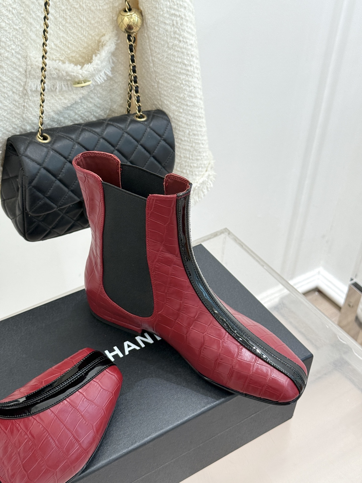 CHANE*｜小香26A秋冬新品 鳄鱼纹拼接方头切尔西短靴 秋冬鞋柜C位担当 小众不撞款回头率高 时髦精闭眼入不亏 复古