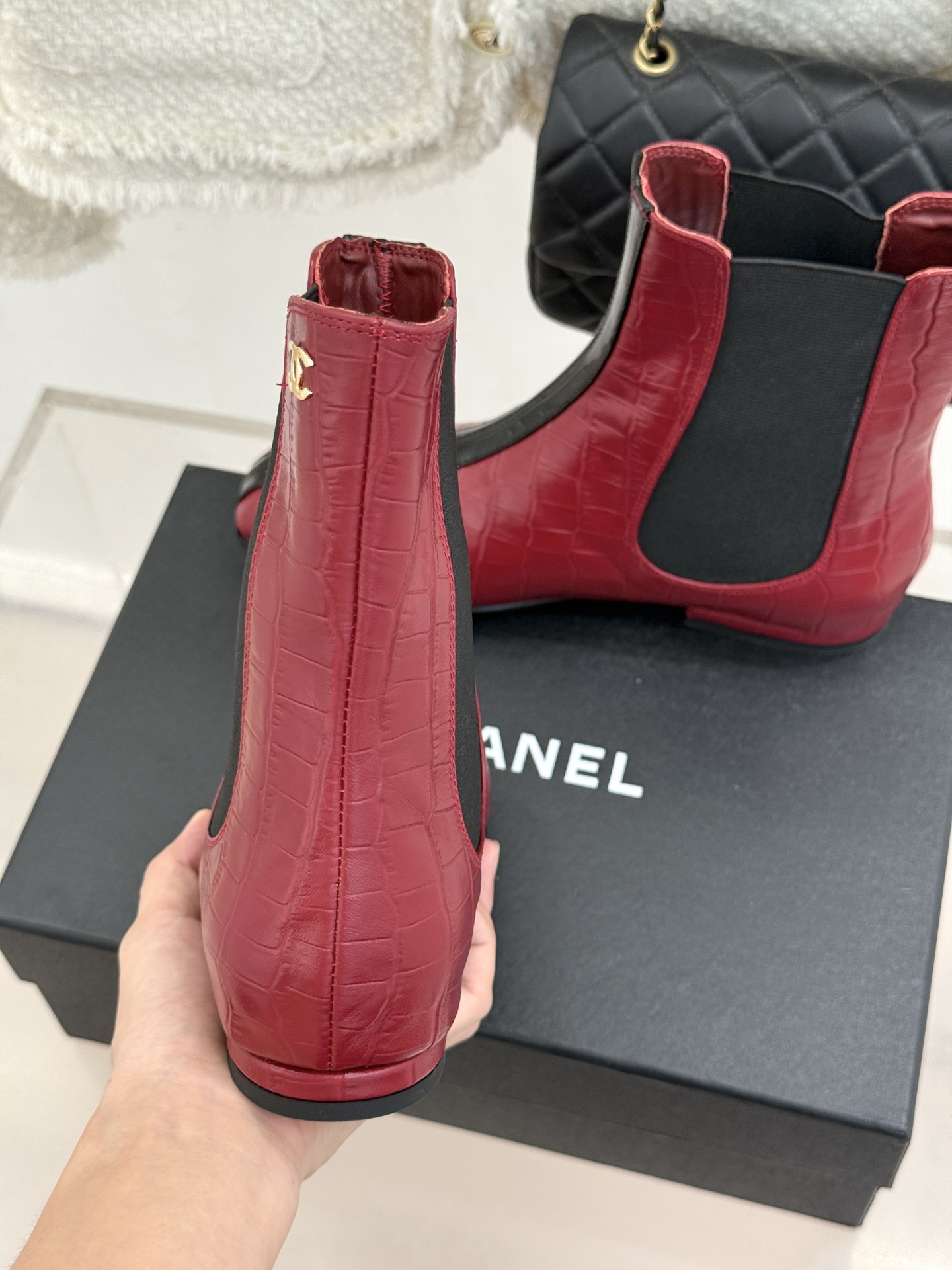 CHANE*｜小香26A秋冬新品 鳄鱼纹拼接方头切尔西短靴 秋冬鞋柜C位担当 小众不撞款回头率高 时髦精闭眼入不亏 复古