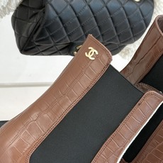 CHANE*|小香26A秋冬新品 鳄鱼纹拼接方头切尔西短靴 秋冬鞋柜C位担当 小众不撞款回头率高 时髦精闭眼入不亏 复古 CHANE*|小香26A秋冬新品 鳄鱼纹拼接方头切尔西短靴 秋冬鞋柜C位担当 小众不撞款回头率高 时髦精闭眼入不亏 复古
