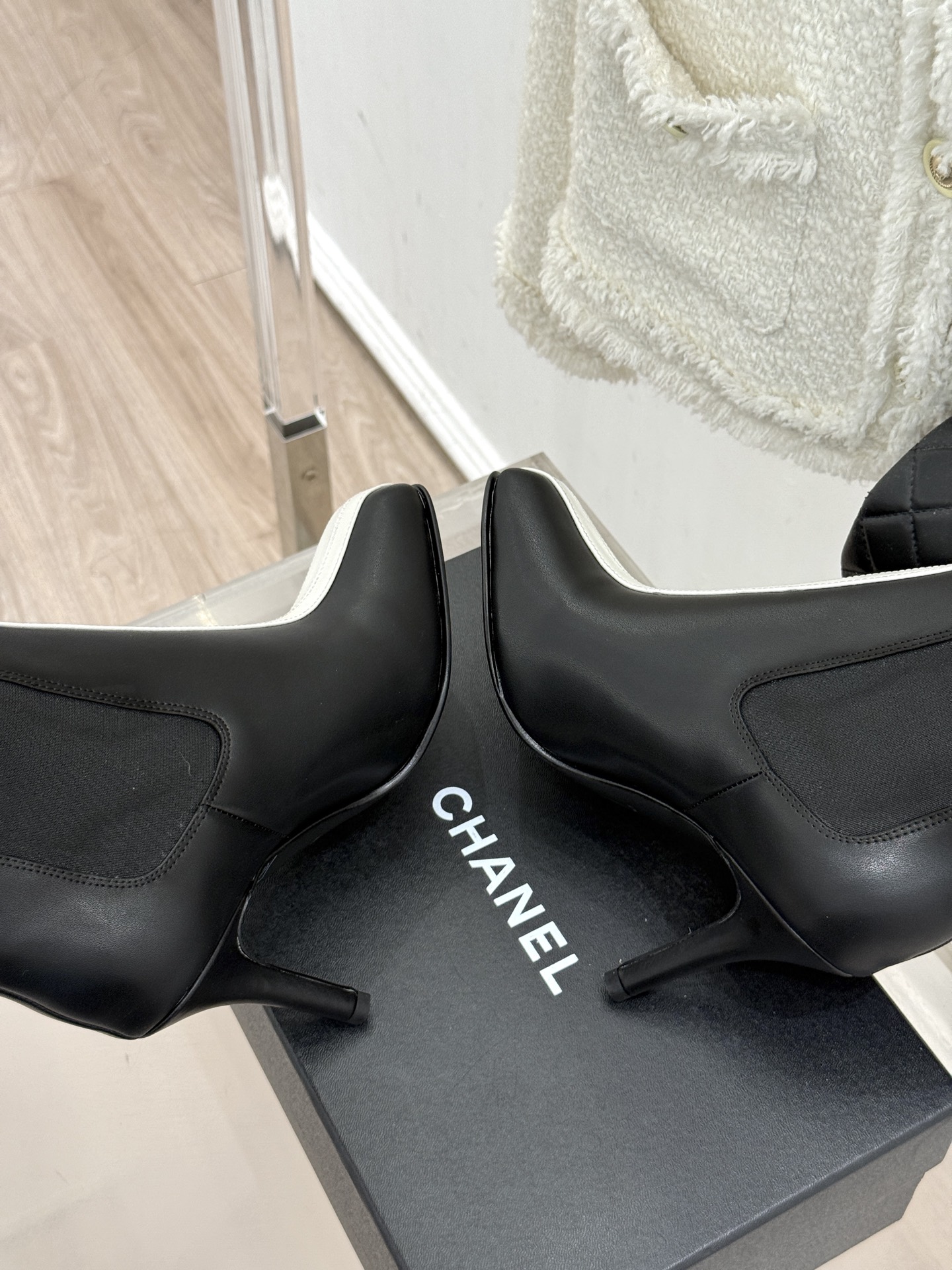 CHANE*｜小香26A秋冬新品 鳄鱼纹拼接方头切尔西短靴 秋冬鞋柜C位担当 小众不撞款回头率高 时髦精闭眼入不亏 复古