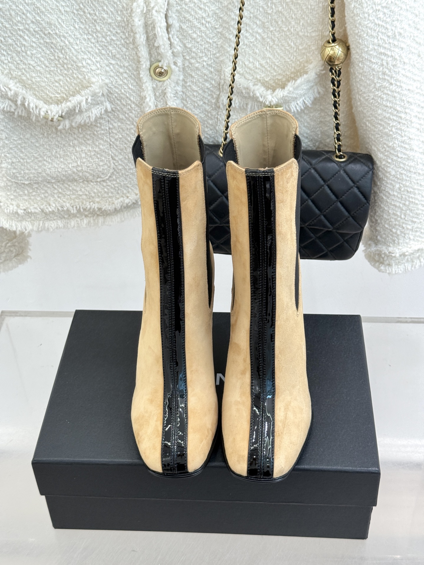 CHANE*|小香26A秋冬新品 鳄鱼纹拼接方头切尔西短靴 秋冬鞋柜C位担当 小众不撞款回头率高 时髦精闭眼入不亏 复古 CHANE*|小香26A秋冬新品 鳄鱼纹拼接方头切尔西短靴 秋冬鞋柜C位担当 小众不撞款回头率高 时髦精闭眼入不亏 复古
