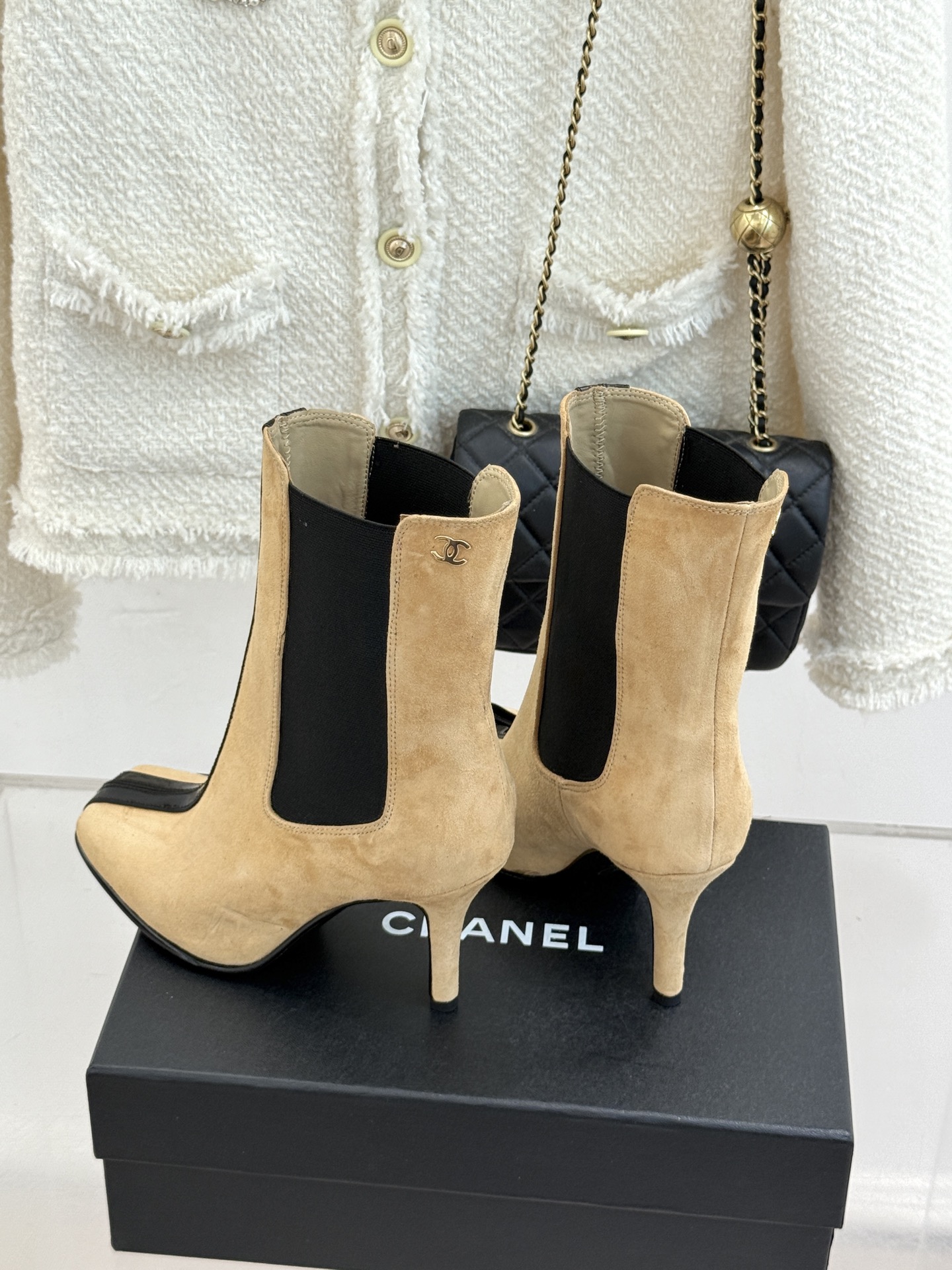 CHANE*|小香26A秋冬新品 鳄鱼纹拼接方头切尔西短靴 秋冬鞋柜C位担当 小众不撞款回头率高 时髦精闭眼入不亏 复古 CHANE*|小香26A秋冬新品 鳄鱼纹拼接方头切尔西短靴 秋冬鞋柜C位担当 小众不撞款回头率高 时髦精闭眼入不亏 复古
