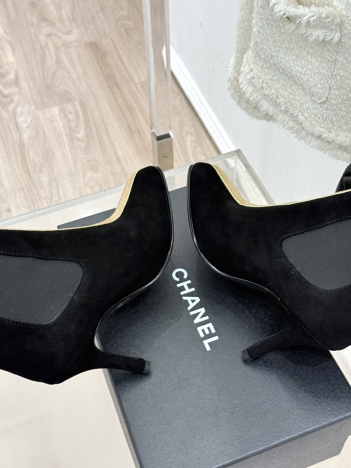 CHANE*|小香26A秋冬新品 鳄鱼纹拼接方头切尔西短靴 秋冬鞋柜C位担当 小众不撞款回头率高 时髦精闭眼入不亏 复古 CHANE*|小香26A秋冬新品 鳄鱼纹拼接方头切尔西短靴 秋冬鞋柜C位担当 小众不撞款回头率高 时髦精闭眼入不亏 复古