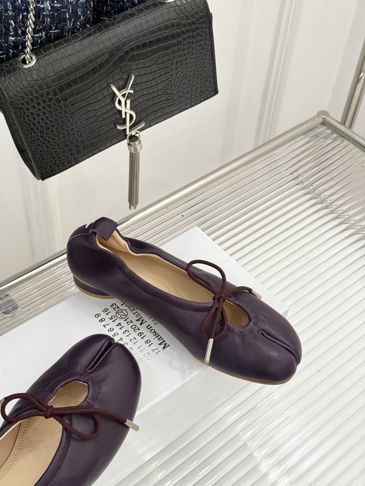 MaisonMargiela｜MM6马吉拉 蝴蝶结芭蕾舞鞋分趾鞋单鞋～ 解构先锋碰撞柔婉芭蕾 经典Tabi分趾辨识度拉满