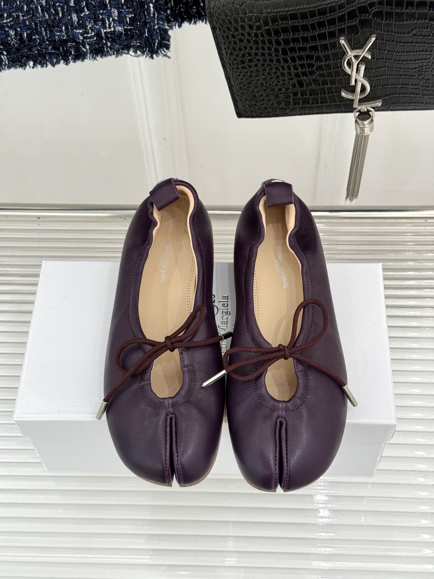 MaisonMargiela｜MM6马吉拉 蝴蝶结芭蕾舞鞋分趾鞋单鞋～ 解构先锋碰撞柔婉芭蕾 经典Tabi分趾辨识度拉满