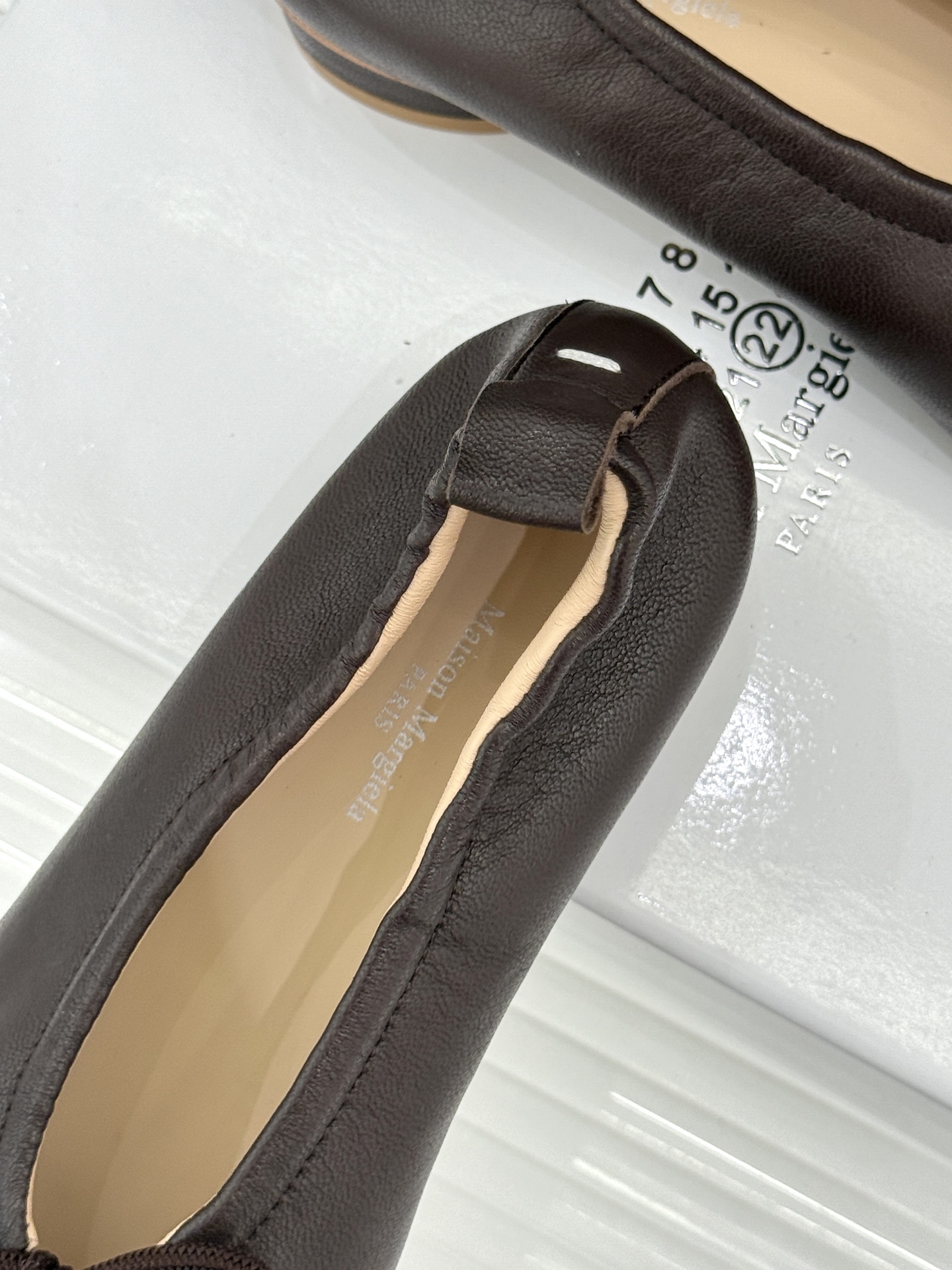 MaisonMargiela｜MM6马吉拉 蝴蝶结芭蕾舞鞋分趾鞋单鞋～ 解构先锋碰撞柔婉芭蕾 经典Tabi分趾辨识度拉满