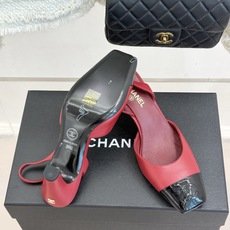 CHANE*|小香26A新品 拼色方头粗跟后空凉鞋 鞋身双C标识精致低调 方头版型衬得脚型秀气 拼色设计复古吸睛 粗跟稳 CHANE*|小香26A新品 拼色方头粗跟后空凉鞋 鞋身双C标识精致低调 方头版型衬得脚型秀气 拼色设计复古吸睛 粗跟稳