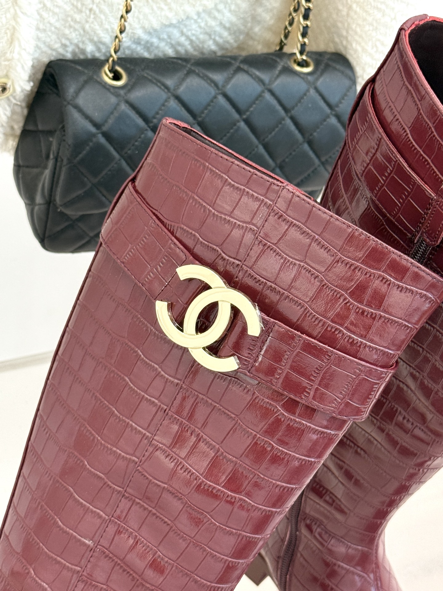 CHANE*｜小香26B新品双C 金属皮带扣骑士靴短靴 双C金属皮带扣点睛 牛皮靴身细腻有光泽 上脚秒变直腿精 酷飒糅合