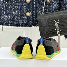 Celine/赛琳26WF新品凯旋门 镂空休闲运动阿甘德训鞋 复古版型自带松弛感 镂空设计清爽透气 上脚显脚小一圈 鞋舌 Celine/赛琳26WF新品凯旋门 镂空休闲运动阿甘德训鞋 复古版型自带松弛感 镂空设计清爽透气 上脚显脚小一圈 鞋舌