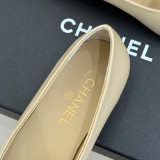CHANE*|小香26B新品双C 拼色平底芭蕾舞鞋单鞋 经典双C徽标辨识度高 撞色晕染柔雅层次感 小羊皮鞋面细腻如脂 圆 CHANE*|小香26B新品双C 拼色平底芭蕾舞鞋单鞋 经典双C徽标辨识度高 撞色晕染柔雅层次感 小羊皮鞋面细腻如脂 圆