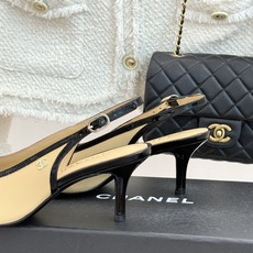 CHANE*|小香26B新品拼色 中空高跟凉鞋 鞋柜百搭宝藏款 时髦精必入款 标志性双C五金点缀鞋身 中空露肤显纤细 细 CHANE*|小香26B新品拼色 中空高跟凉鞋 鞋柜百搭宝藏款 时髦精必入款 标志性双C五金点缀鞋身 中空露肤显纤细 细