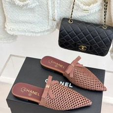 CHANE*|小香26A双C蝴蝶结 编织镂空尖头穆勒半拖 法式优雅藏在每处细节 手工编织纹理精致独特 立体蝴蝶结灵动俏皮 CHANE*|小香26A双C蝴蝶结 编织镂空尖头穆勒半拖 法式优雅藏在每处细节 手工编织纹理精致独特 立体蝴蝶结灵动俏皮