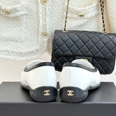 CHANE*|小香26B新品双C 方头休闲乐福鞋单鞋 春夏穿搭的宝藏单品 时髦精们人手必备 闭眼入绝不踩雷 满是法式高级 CHANE*|小香26B新品双C 方头休闲乐福鞋单鞋 春夏穿搭的宝藏单品 时髦精们人手必备 闭眼入绝不踩雷 满是法式高级