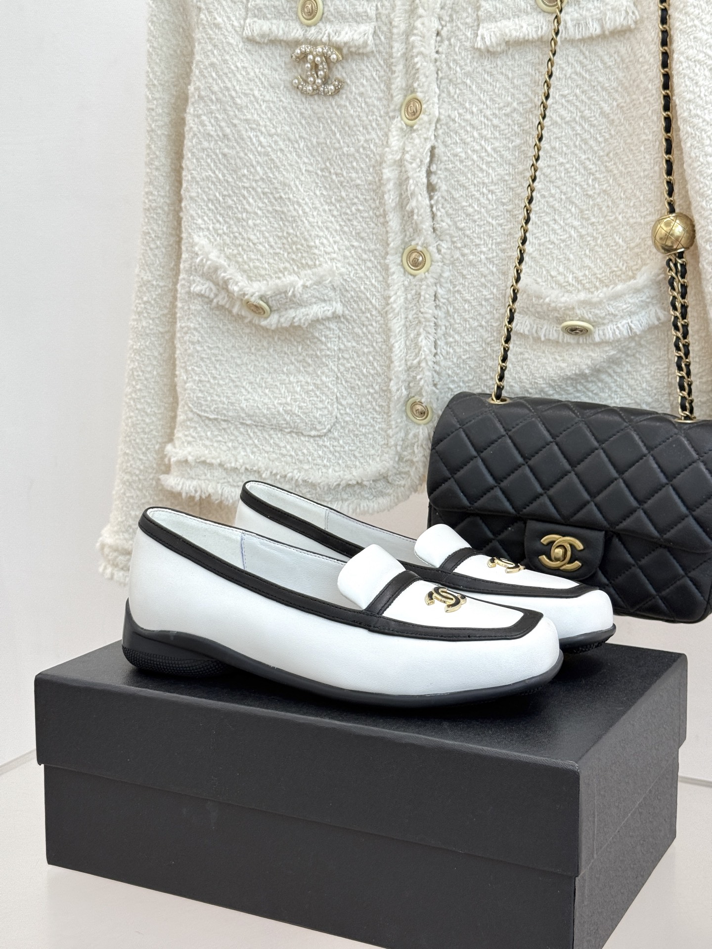 CHANE*｜小香26B新品双C 方头休闲乐福鞋单鞋 春夏穿搭的宝藏单品 时髦精们人手必备 闭眼入绝不踩雷 满是法式高级