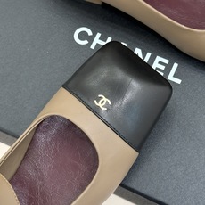 CHANE*|小香26A新品双C 方头拼色粗跟玛丽珍鞋 经典双C镌刻鞋身细节 方头勾勒复古轮廓 拼色撞出高级感 粗跟稳妥 CHANE*|小香26A新品双C 方头拼色粗跟玛丽珍鞋 经典双C镌刻鞋身细节 方头勾勒复古轮廓 拼色撞出高级感 粗跟稳妥