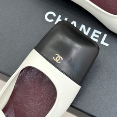CHANE*|小香26A新品双C 方头拼色粗跟玛丽珍鞋 经典双C镌刻鞋身细节 方头勾勒复古轮廓 拼色撞出高级感 粗跟稳妥 CHANE*|小香26A新品双C 方头拼色粗跟玛丽珍鞋 经典双C镌刻鞋身细节 方头勾勒复古轮廓 拼色撞出高级感 粗跟稳妥