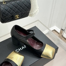 CHANE*|小香26A新品双C 方头拼色粗跟玛丽珍鞋 经典双C镌刻鞋身细节 方头勾勒复古轮廓 拼色撞出高级感 粗跟稳妥 CHANE*|小香26A新品双C 方头拼色粗跟玛丽珍鞋 经典双C镌刻鞋身细节 方头勾勒复古轮廓 拼色撞出高级感 粗跟稳妥