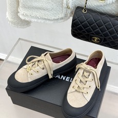 CHANE*|小香26B新品双C 麂皮松糕厚底休闲鞋运动鞋 CHANEL26B秋冬休闲新作 麂皮质感细腻高级 双C标识点 CHANE*|小香26B新品双C 麂皮松糕厚底休闲鞋运动鞋 CHANEL26B秋冬休闲新作 麂皮质感细腻高级 双C标识点