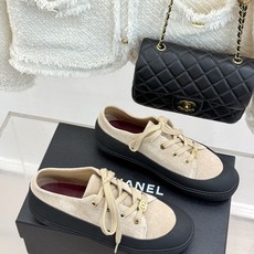 CHANE*|小香26B新品双C 麂皮松糕厚底休闲鞋运动鞋 CHANEL26B秋冬休闲新作 麂皮质感细腻高级 双C标识点 CHANE*|小香26B新品双C 麂皮松糕厚底休闲鞋运动鞋 CHANEL26B秋冬休闲新作 麂皮质感细腻高级 双C标识点