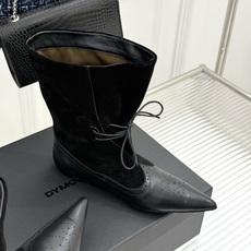 DYMONLATRY 26WF新品 拼接尖头系带西部靴短靴 拼接肌理重塑西部格调 尖头勾勒纤长腿部线条 系带设计添飒爽气 DYMONLATRY 26WF新品 拼接尖头系带西部靴短靴 拼接肌理重塑西部格调 尖头勾勒纤长腿部线条 系带设计添飒爽气