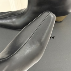 DYMONLATRY 26WF新品 褶皱金属粗锥形跟堆堆靴 DYMONLATRY 26WF秋冬新作 褶皱肌理勾勒随性腔调 DYMONLATRY 26WF新品 褶皱金属粗锥形跟堆堆靴 DYMONLATRY 26WF秋冬新作 褶皱肌理勾勒随性腔调