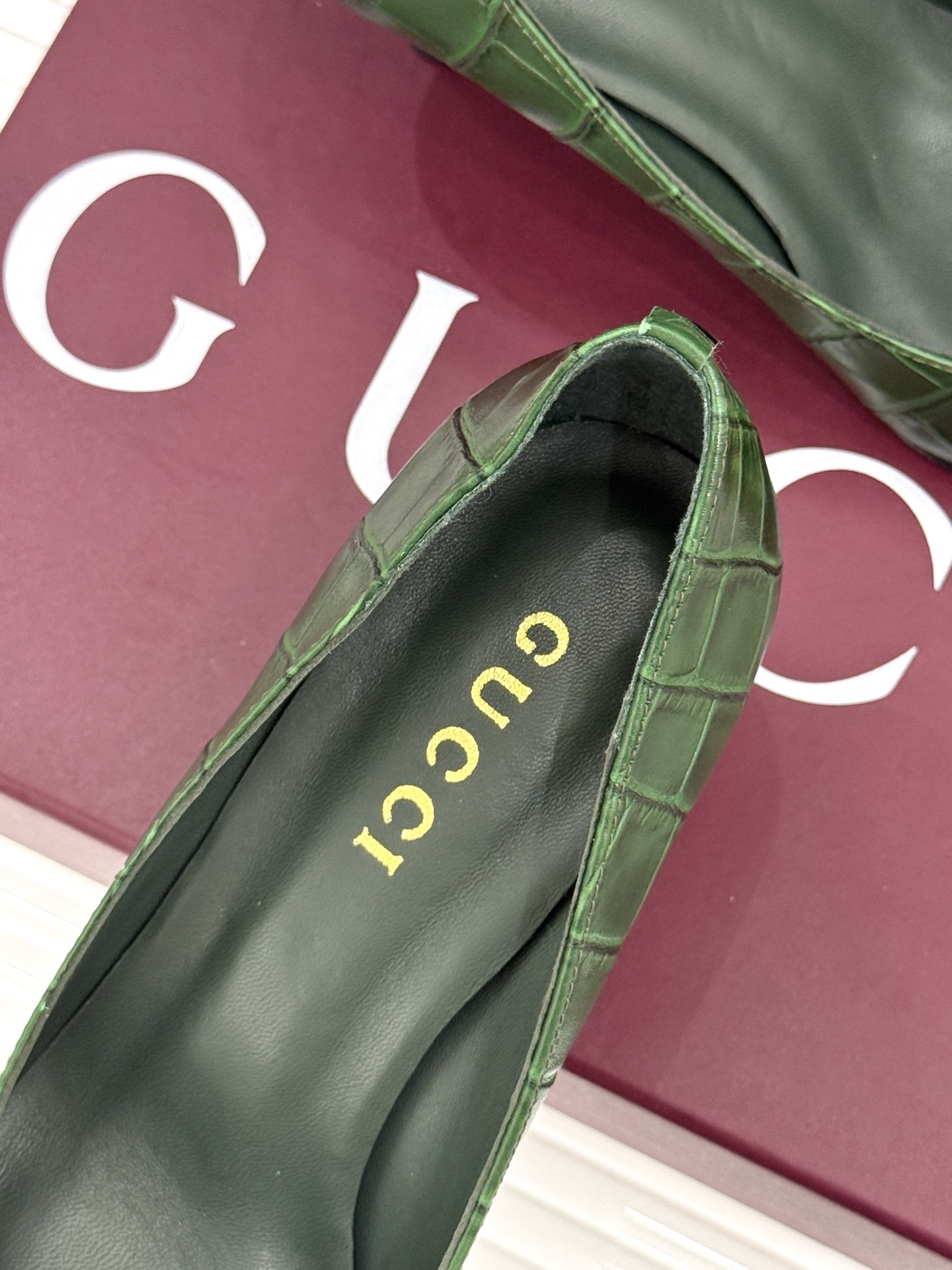 鳄鱼纹➕10 Gucci/古驰26WF新品马衔扣 Boulevard系列尖头高跟鞋 典藏马衔扣蕴藉经典 Boulevar
