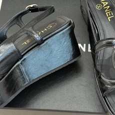 CHANE*|小香26B 大双C镂空 机坪搭扣方头厚底凉鞋 大双C镂空扣超吸睛 机坪扣设计质感十足 方头超显脚秀气 厚底 CHANE*|小香26B 大双C镂空 机坪搭扣方头厚底凉鞋 大双C镂空扣超吸睛 机坪扣设计质感十足 方头超显脚秀气 厚底
