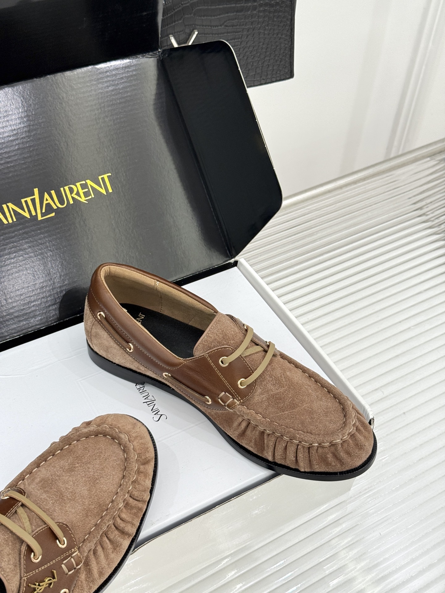 男码+40(配原版飞机盒) Saint Lauren*YSL圣罗兰26WF新品 YSL小logo乐福鞋 标志性的小log 男码+40(配原版飞机盒) Saint Lauren*YSL圣罗兰26WF新品 YSL小logo乐福鞋 标志性的小log