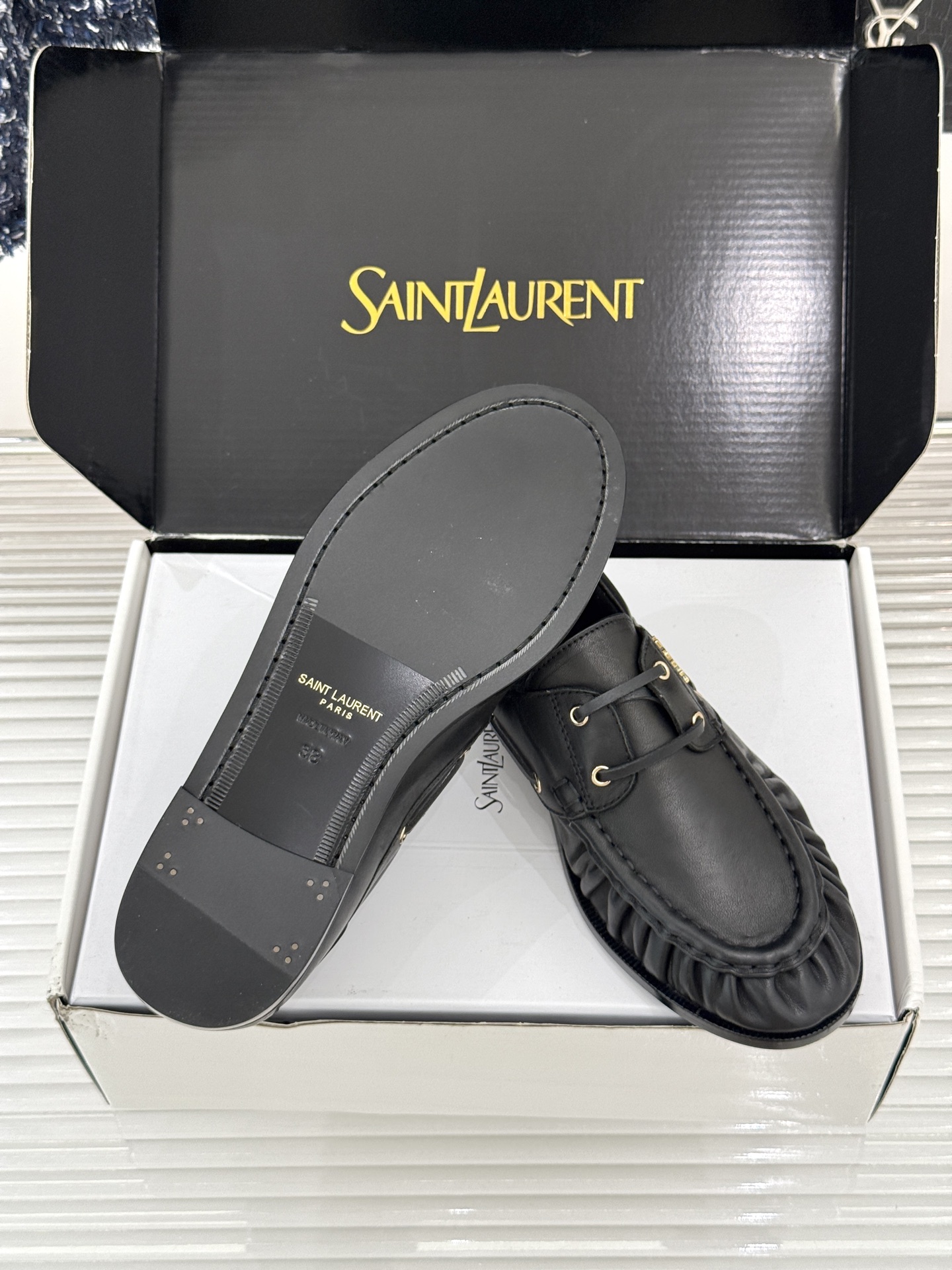 男码+40(配原版飞机盒) Saint Lauren*YSL圣罗兰26WF新品 YSL小logo乐福鞋 标志性的小log 男码+40(配原版飞机盒) Saint Lauren*YSL圣罗兰26WF新品 YSL小logo乐福鞋 标志性的小log