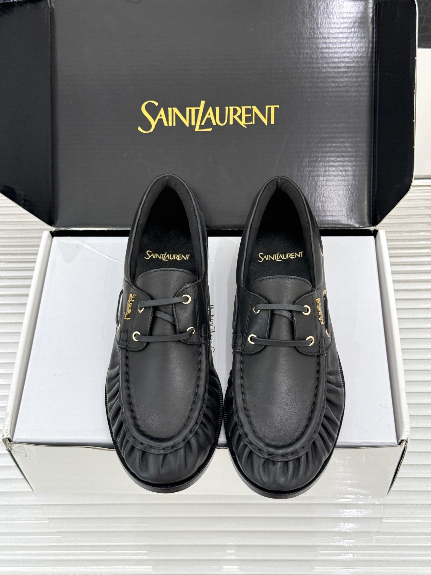 男码+40(配原版飞机盒) Saint Lauren*YSL圣罗兰26WF新品 YSL小logo乐福鞋 标志性的小log 男码+40(配原版飞机盒) Saint Lauren*YSL圣罗兰26WF新品 YSL小logo乐福鞋 标志性的小log