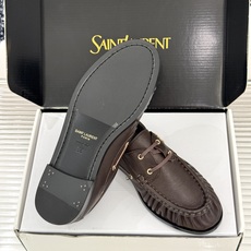 男码+40(配原版飞机盒) Saint Lauren*YSL圣罗兰26WF新品 YSL小logo乐福鞋 标志性的小log 男码+40(配原版飞机盒) Saint Lauren*YSL圣罗兰26WF新品 YSL小logo乐福鞋 标志性的小log