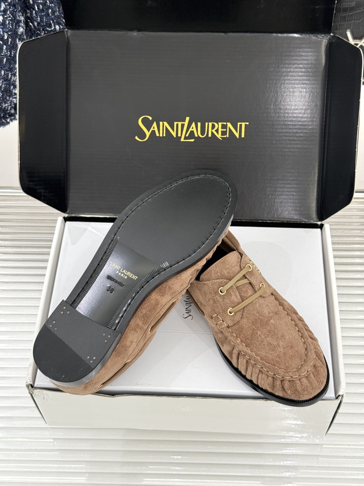 男码+40(配原版飞机盒) Saint Lauren*YSL圣罗兰26WF新品 YSL小logo乐福鞋 标志性的小log 男码+40(配原版飞机盒) Saint Lauren*YSL圣罗兰26WF新品 YSL小logo乐福鞋 标志性的小log