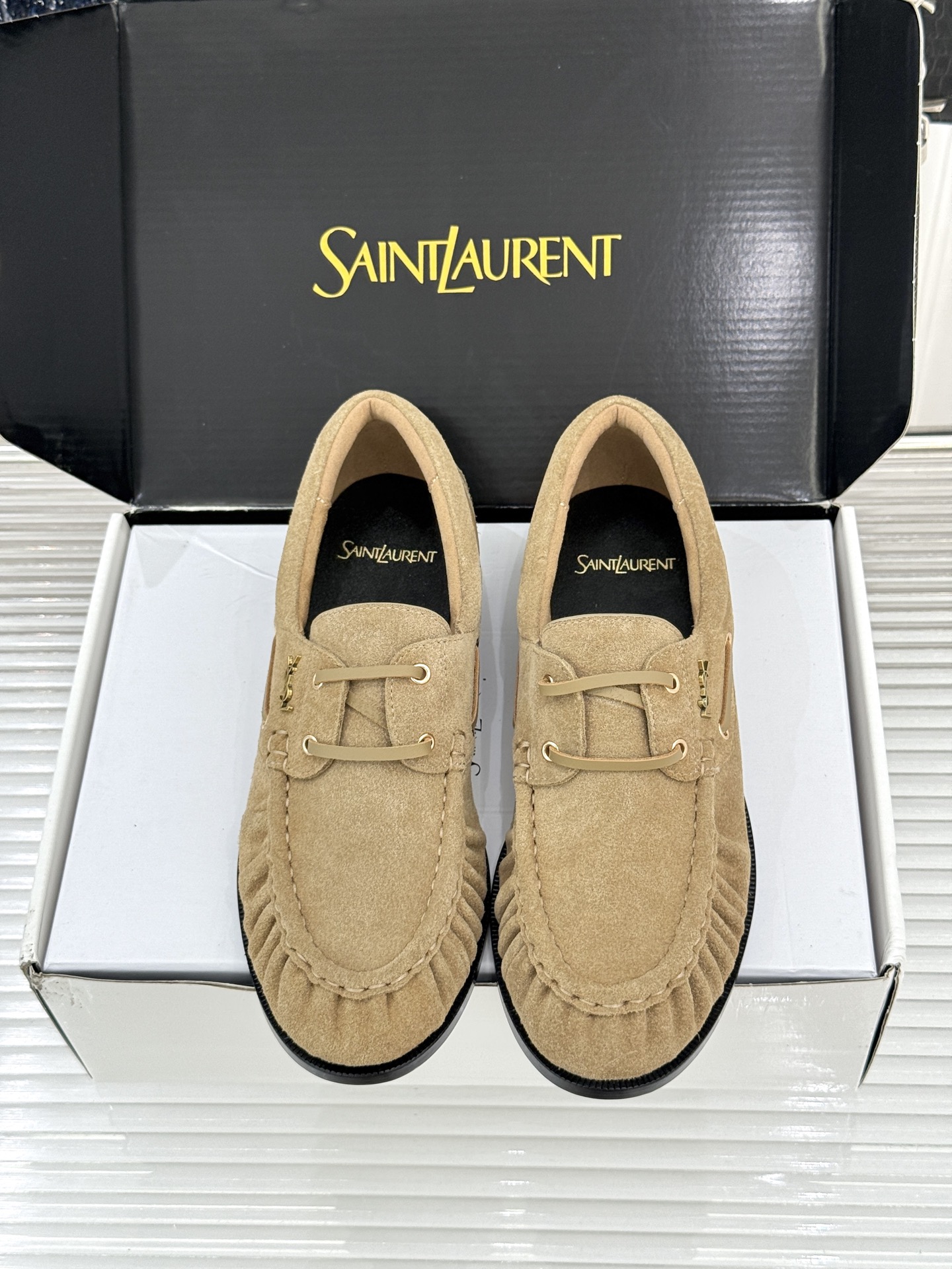男码+40(配原版飞机盒) Saint Lauren*YSL圣罗兰26WF新品 YSL小logo乐福鞋 标志性的小log 男码+40(配原版飞机盒) Saint Lauren*YSL圣罗兰26WF新品 YSL小logo乐福鞋 标志性的小log