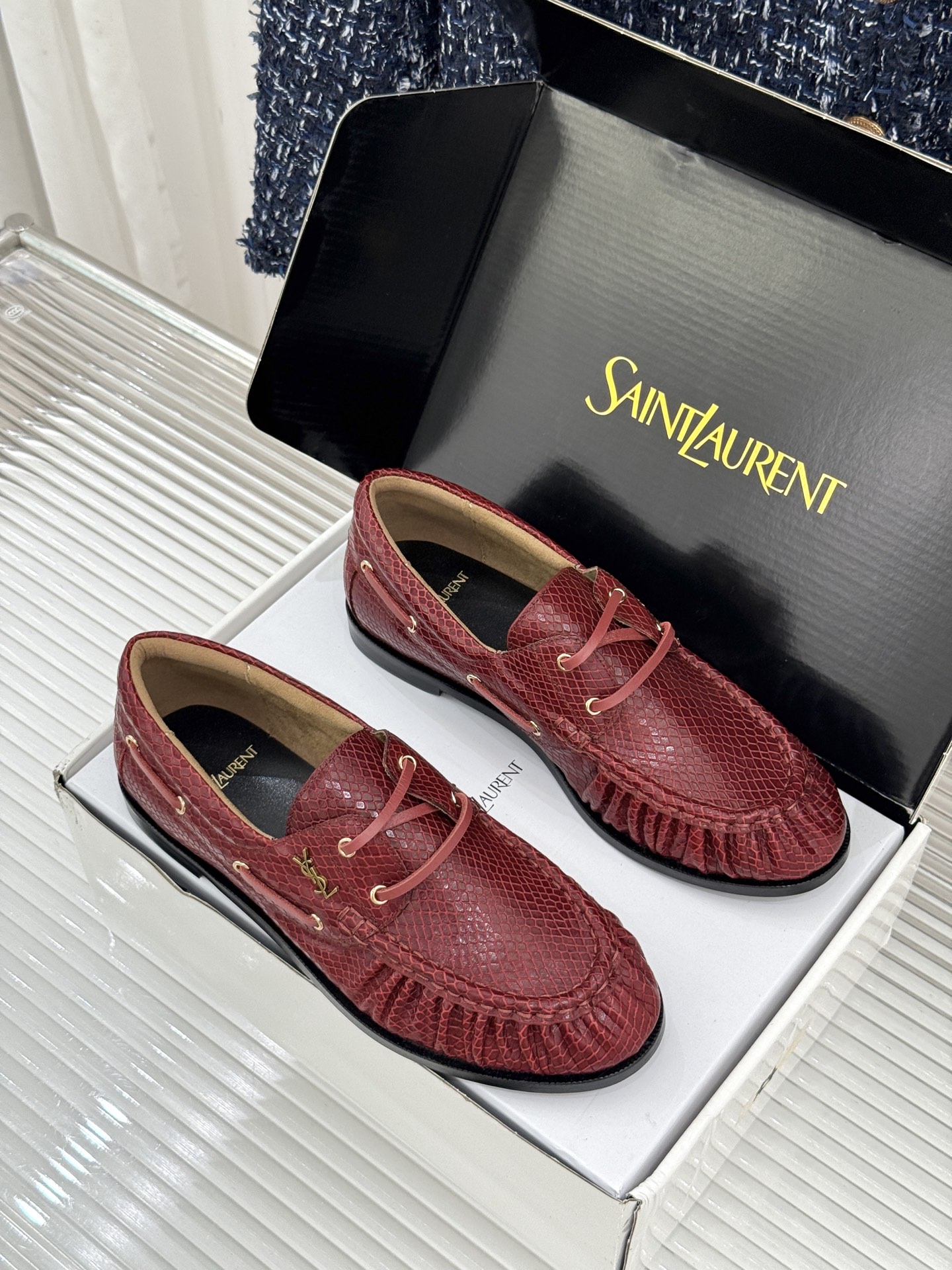 男码+40(配原版飞机盒) Saint Lauren*YSL圣罗兰26WF新品 YSL小logo乐福鞋 标志性的小log 男码+40(配原版飞机盒) Saint Lauren*YSL圣罗兰26WF新品 YSL小logo乐福鞋 标志性的小log
