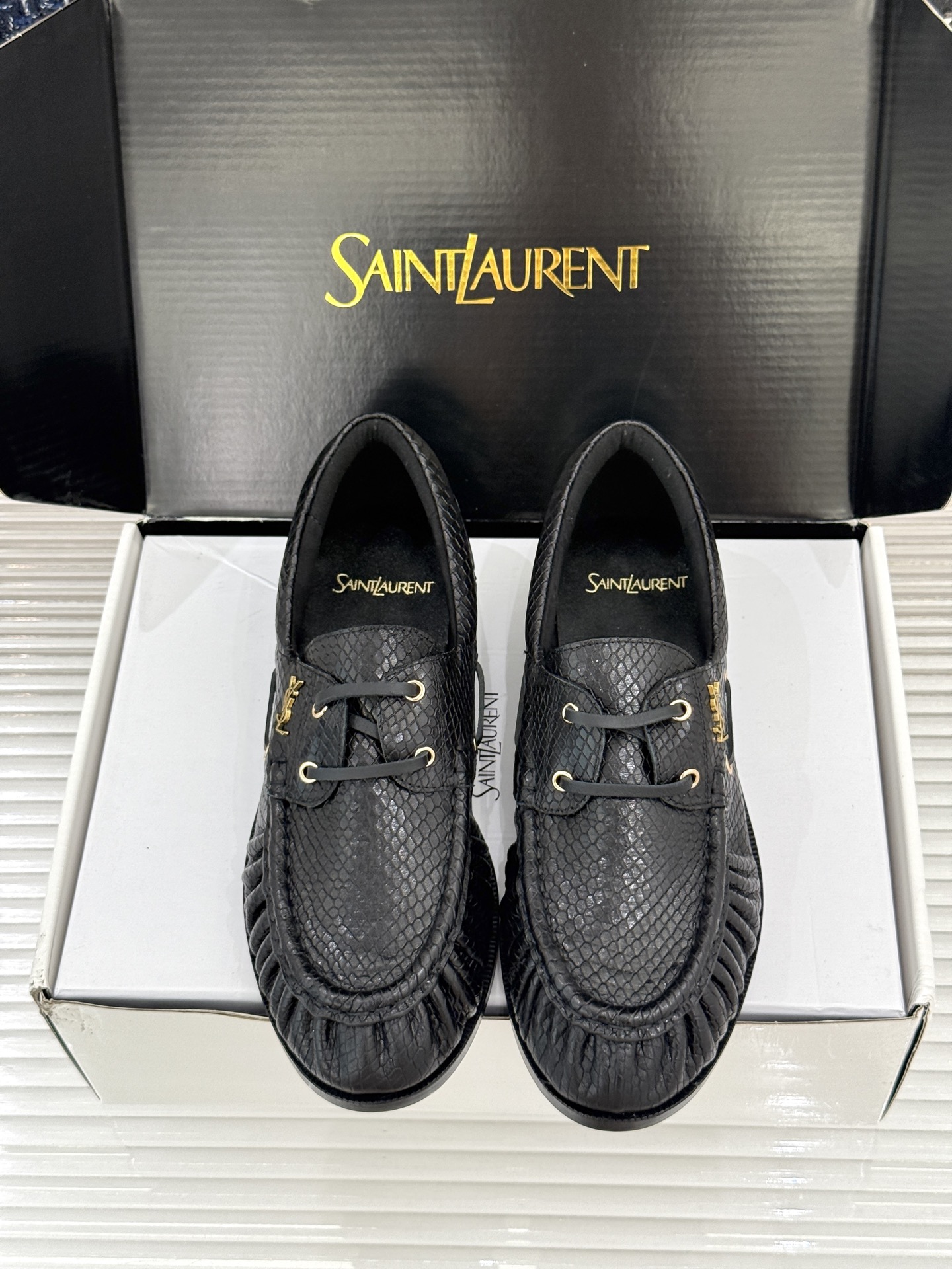 男码+40(配原版飞机盒) Saint Lauren*YSL圣罗兰26WF新品 YSL小logo乐福鞋 标志性的小log 男码+40(配原版飞机盒) Saint Lauren*YSL圣罗兰26WF新品 YSL小logo乐福鞋 标志性的小log