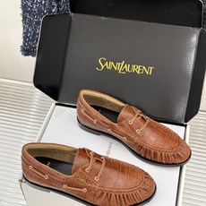 男码+40(配原版飞机盒) Saint Lauren*YSL圣罗兰26WF新品 YSL小logo乐福鞋 标志性的小log 男码+40(配原版飞机盒) Saint Lauren*YSL圣罗兰26WF新品 YSL小logo乐福鞋 标志性的小log